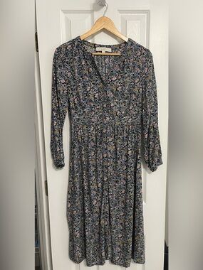 Women’s LOFT Navy Floral V-Neck Dress